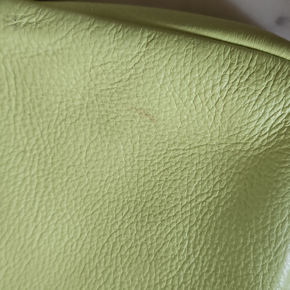 MARC BY MARC JACOBS: Pink And Lime Green Leather Crossbody Bag - Picture 14 of 15
